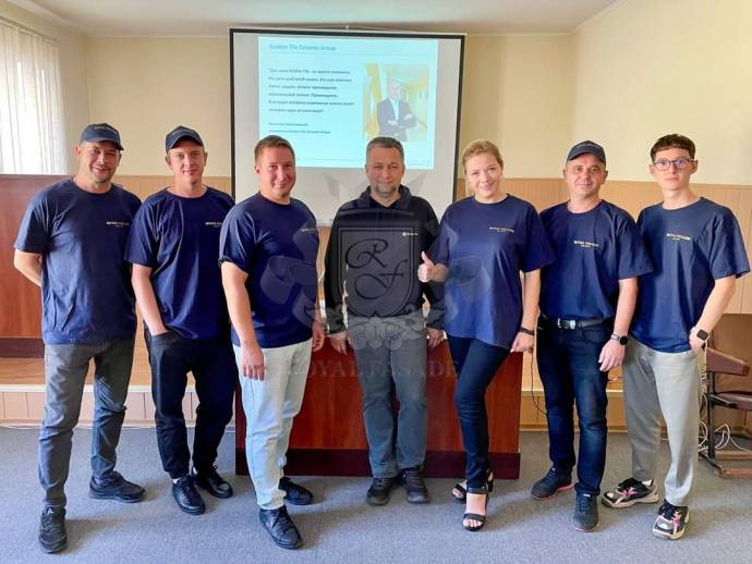 Посещение представителями Роял Фасад завода Golden Tile